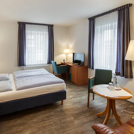 Ingeborg فندق 3*